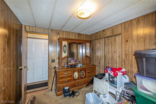 16 Grand Boulevard, Olmsted Twp, OH 44138