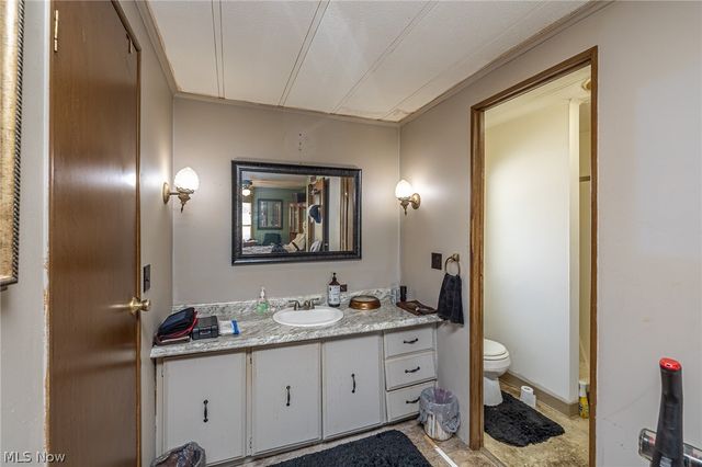 16 Grand Boulevard, Olmsted Twp, OH 44138
