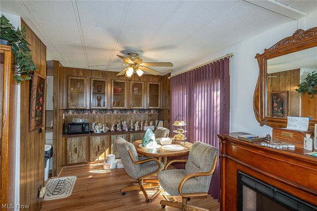 16 Grand Boulevard, Olmsted Twp, OH 44138