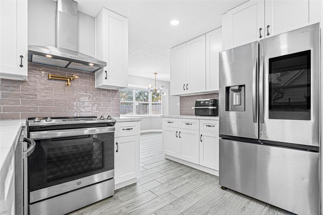 5718 Green Springs Drive, Houston, TX 77066