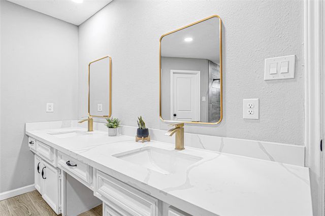 5718 Green Springs Drive, Houston, TX 77066