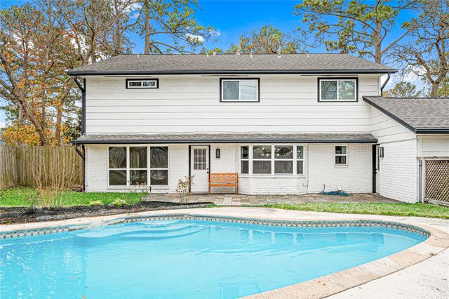 5718 Green Springs Drive, Houston, TX 77066