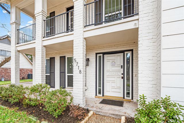 5718 Green Springs Drive, Houston, TX 77066