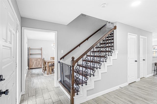 5718 Green Springs Drive, Houston, TX 77066