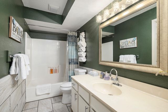 350 S Wildwood Drive F8, Branson, MO 65616