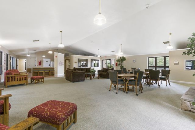 350 S Wildwood Drive F8, Branson, MO 65616