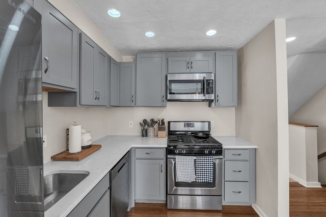 18 Merlin Court 18, Worcester, MA 01602