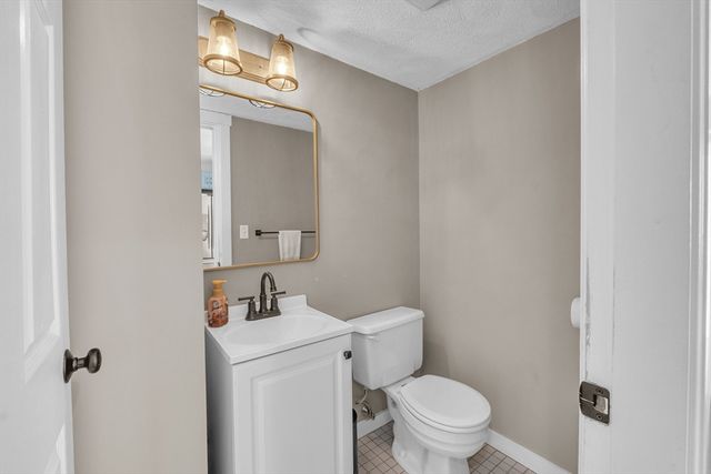 18 Merlin Court 18, Worcester, MA 01602