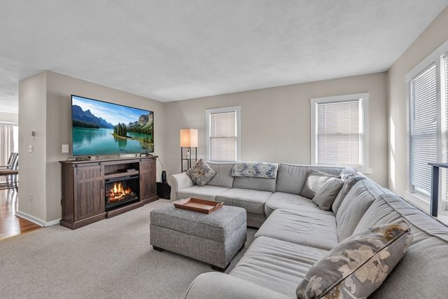 18 Merlin Court 18, Worcester, MA 01602