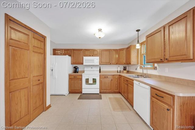 8224 Petz Road, Imlay City, MI 48444
