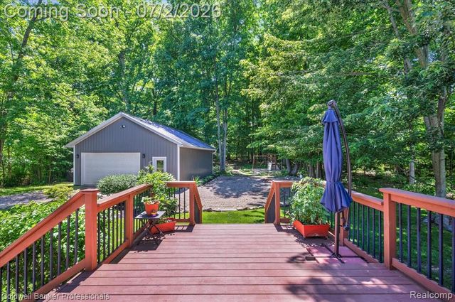 8224 Petz Road, Imlay City, MI 48444