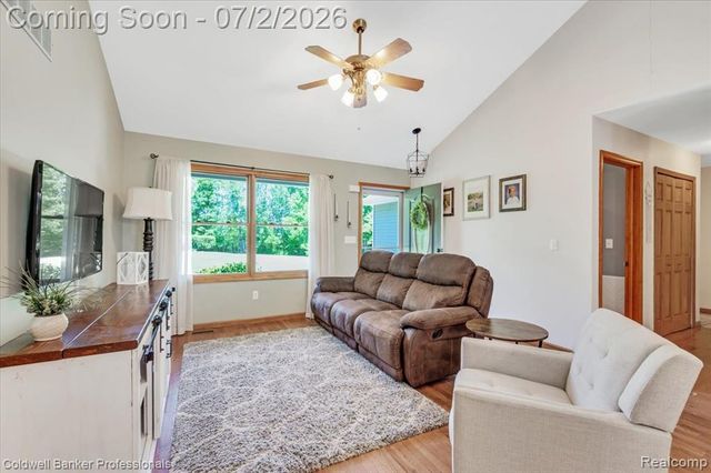 8224 Petz Road, Imlay City, MI 48444