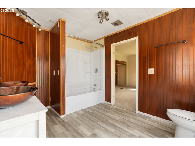 252 ROMERMAN Rd, Chehalis, WA 98532