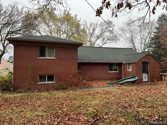 48441 N Territorial Road, Plymouth, MI 48170