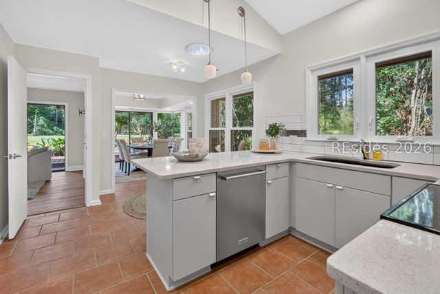 224 White Oaks Cir, Bluffton, SC 29910