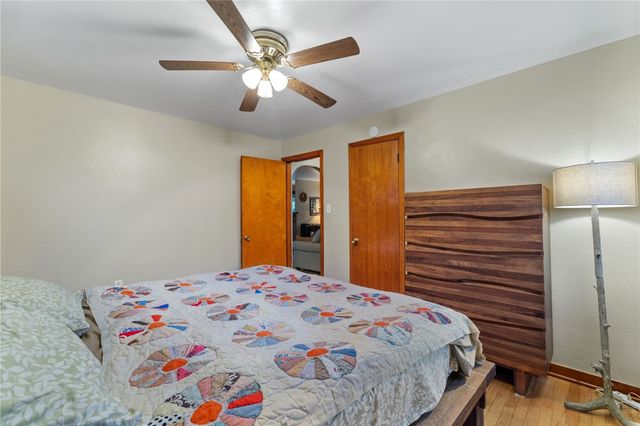 4735 Poplar St, West Mifflin, PA 15122