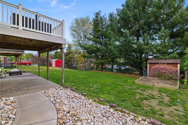 4735 Poplar St, West Mifflin, PA 15122