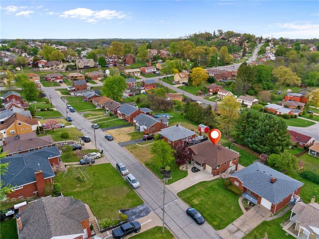 4735 Poplar St, West Mifflin, PA 15122