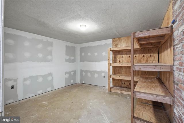 536 MARTIN AVE, Mount Joy, PA 17552