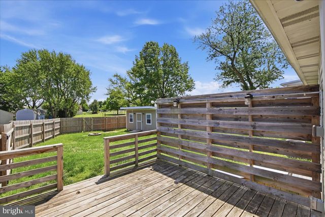 536 MARTIN AVE, Mount Joy, PA 17552