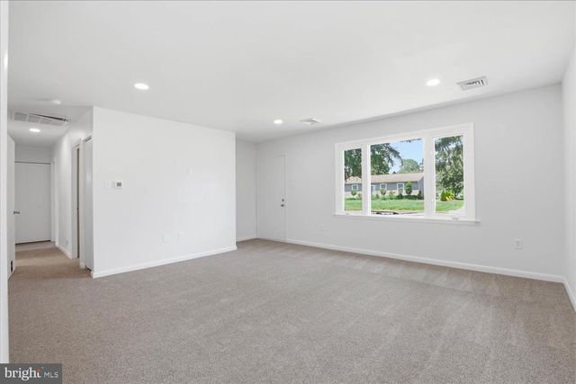 536 MARTIN AVE, Mount Joy, PA 17552