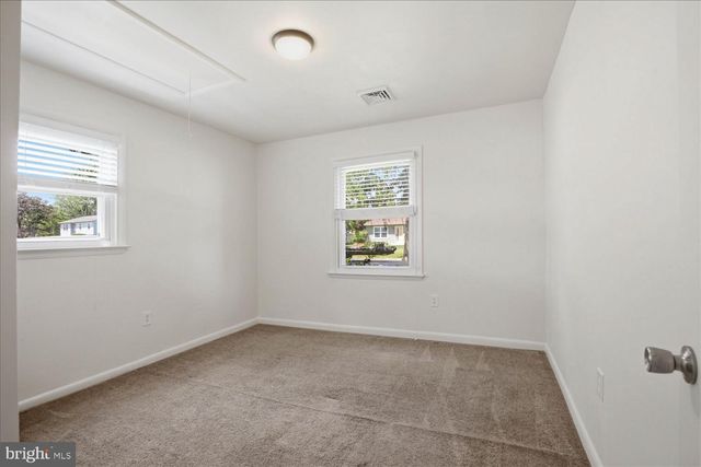 536 MARTIN AVE, Mount Joy, PA 17552