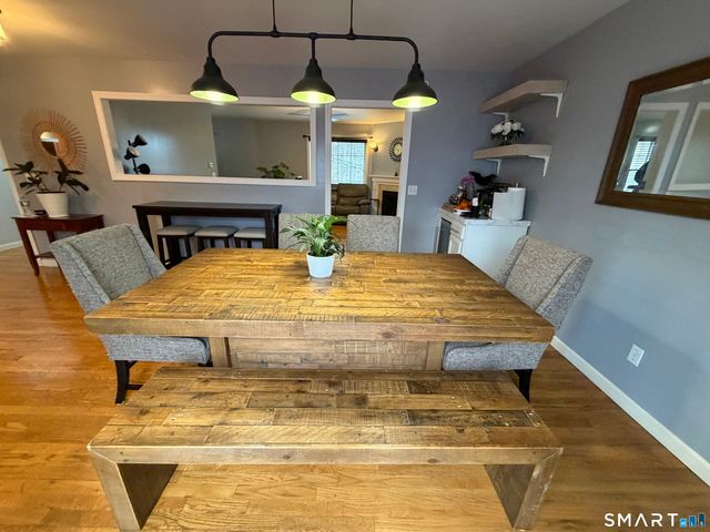 47 Oronoque Trail, Shelton, CT 06484