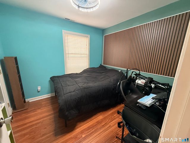 47 Oronoque Trail, Shelton, CT 06484