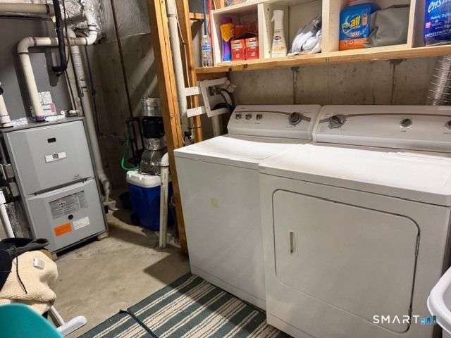 47 Oronoque Trail, Shelton, CT 06484