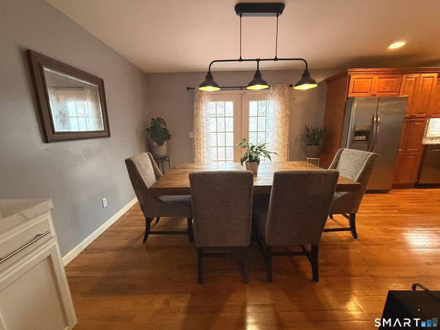 47 Oronoque Trail, Shelton, CT 06484