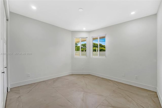 1215 NW 18th Ave, Delray Beach, FL 33445