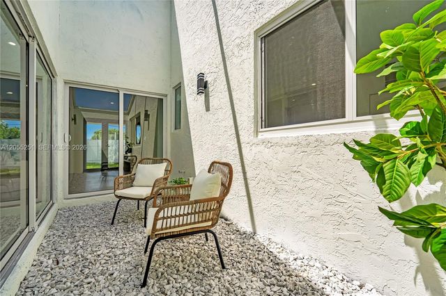 1215 NW 18th Ave, Delray Beach, FL 33445