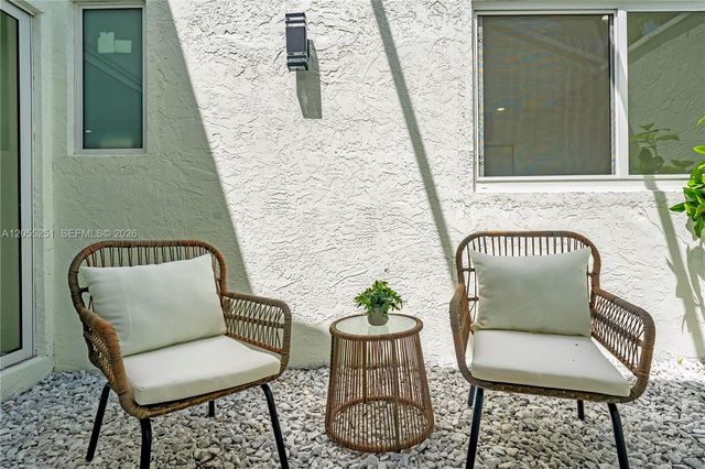 1215 NW 18th Ave, Delray Beach, FL 33445
