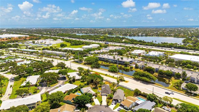 1215 NW 18th Ave, Delray Beach, FL 33445
