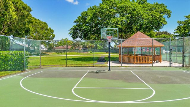 1215 NW 18th Ave, Delray Beach, FL 33445