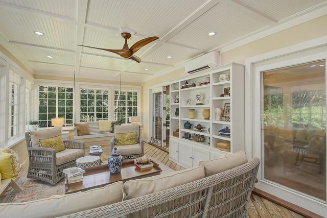 667 Serotina Court, Mount Pleasant, SC 29464