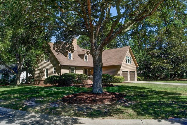 667 Serotina Court, Mount Pleasant, SC 29464