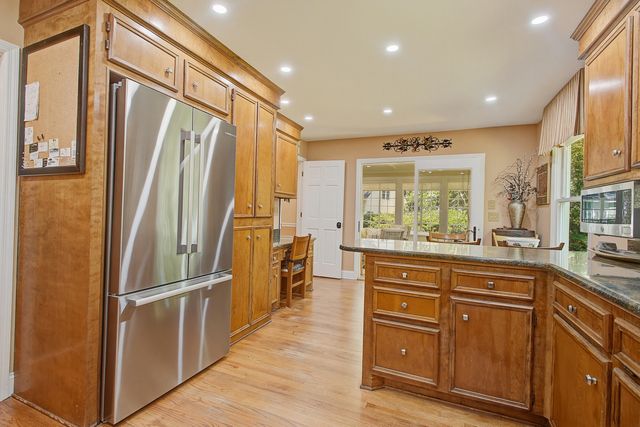 667 Serotina Court, Mount Pleasant, SC 29464