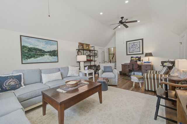 667 Serotina Court, Mount Pleasant, SC 29464