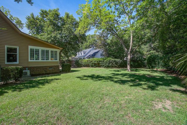 667 Serotina Court, Mount Pleasant, SC 29464
