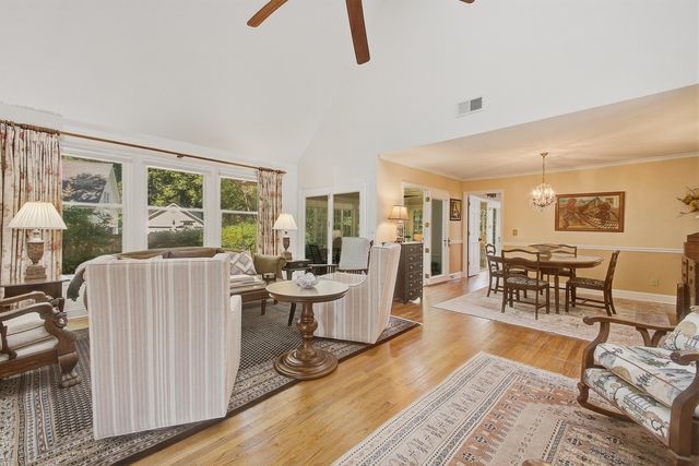 667 Serotina Court, Mount Pleasant, SC 29464