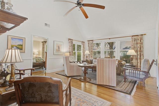 667 Serotina Court, Mount Pleasant, SC 29464