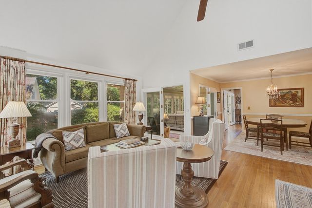 667 Serotina Court, Mount Pleasant, SC 29464