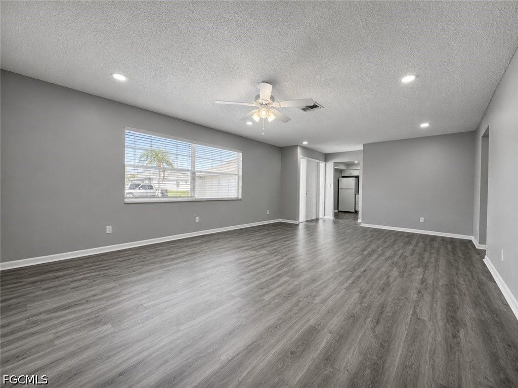 3509 SE 15th PL 3, Cape Coral, FL 33904