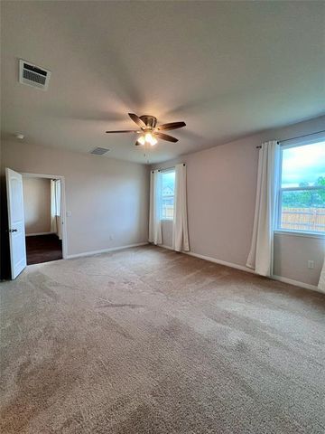 944 Vogel DR, Georgetown, TX 78626