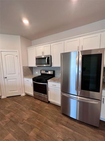 944 Vogel DR, Georgetown, TX 78626