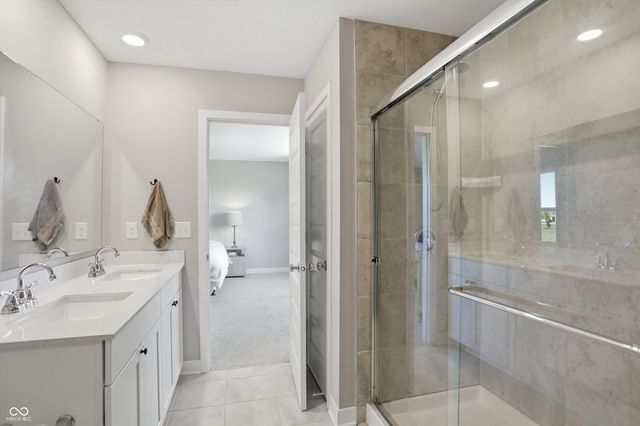 6914 Wolf Creek Court, Whitestown, IN 46075
