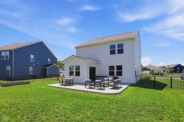 6914 Wolf Creek Court, Whitestown, IN 46075