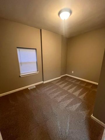 2867 E 10th Avenue, Columbus, OH 43219