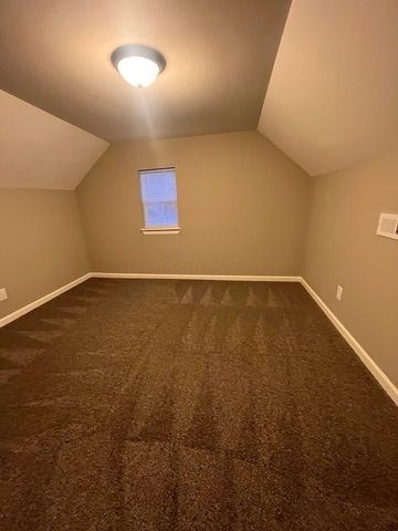 2867 E 10th Avenue, Columbus, OH 43219